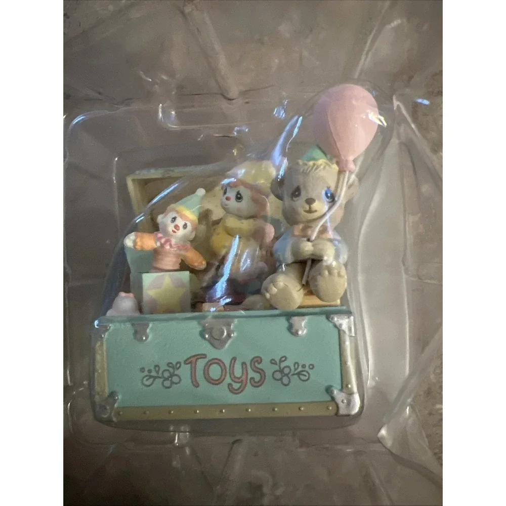 1992 Enesco Precious Moments Holiday Expressions My Favorite Things Ornament